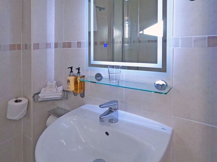 اتاق پرمیوم, Riviera Lodge