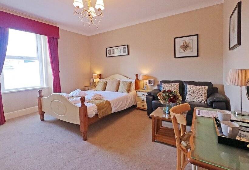 اتاق پرمیوم, Riviera Lodge