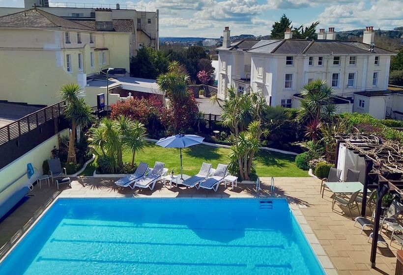 اتاق لوکس با چشمانداز استخر, Riviera Lodge