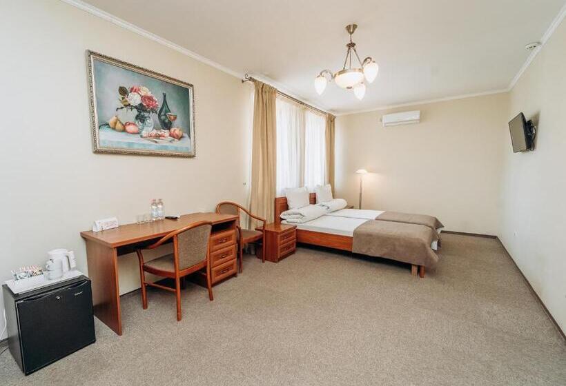 غرفة كومفورت, Stanislaviv