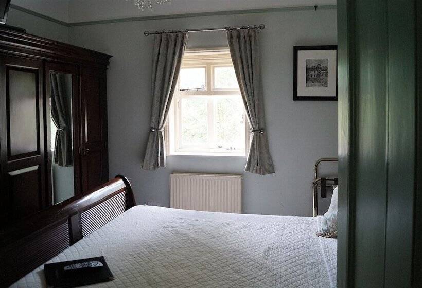 デラックスルーム, Foundry Masters House