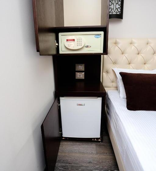 غرفة قياسية, Town House