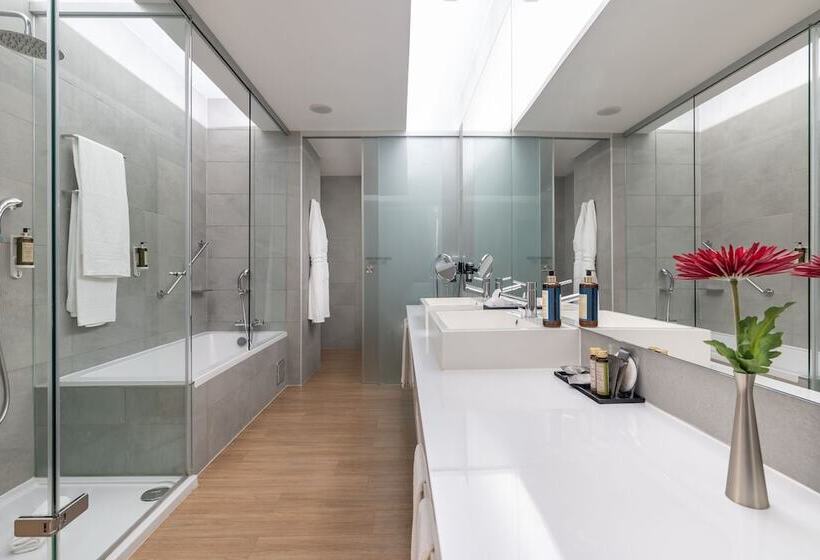 اتاق اجرایی, Jupiter Lisboa Hotel - Rooftop & Spa