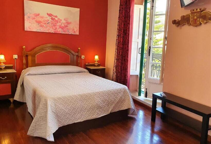 غرفة عائلية, Casa Bracamonte