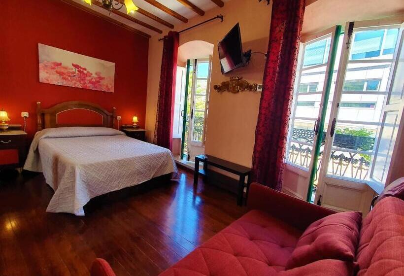 غرفة عائلية, Casa Bracamonte