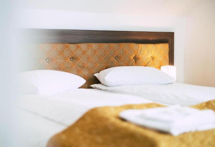 اتاق استاندارد, Pension Gallery