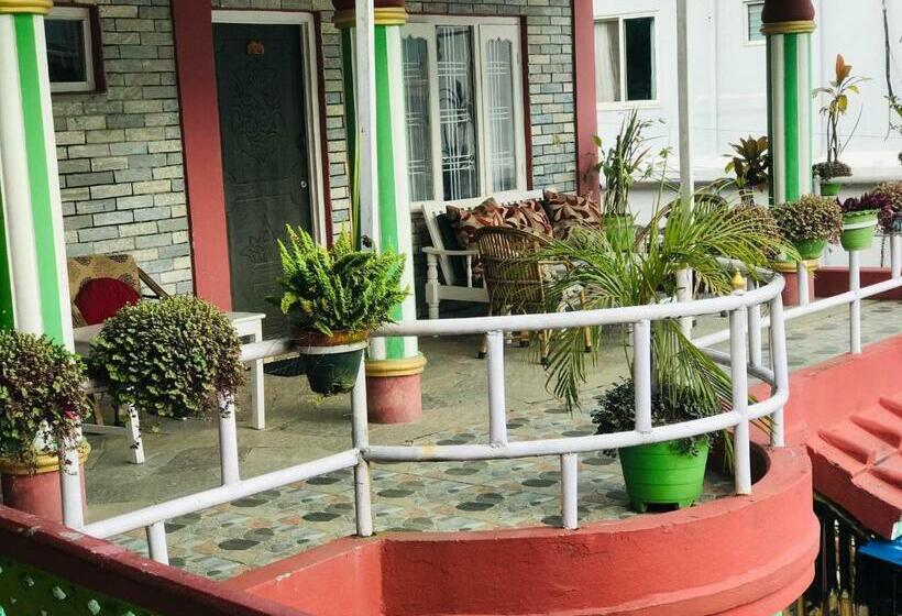 اتاق استاندارد با چشمانداز دریاچه, Buddha Land
