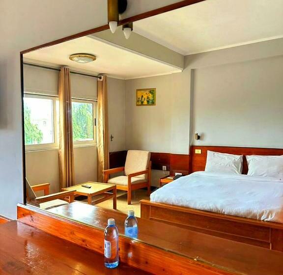 اتاق استاندارد, Royal Village