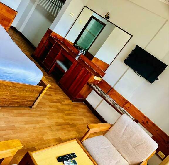 اتاق استاندارد با تخت بزرگ, Royal Village