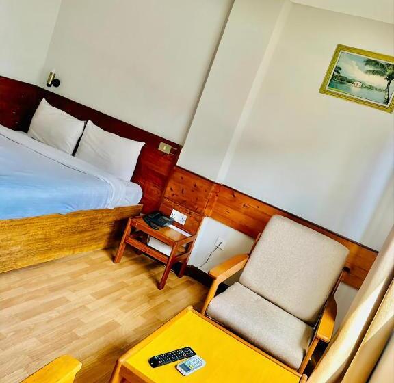 اتاق استاندارد با تخت بزرگ, Royal Village