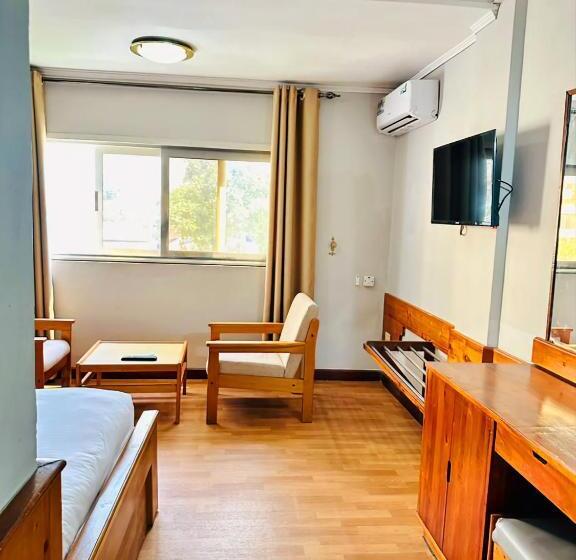 اتاق استاندارد با تخت بزرگ, Royal Village