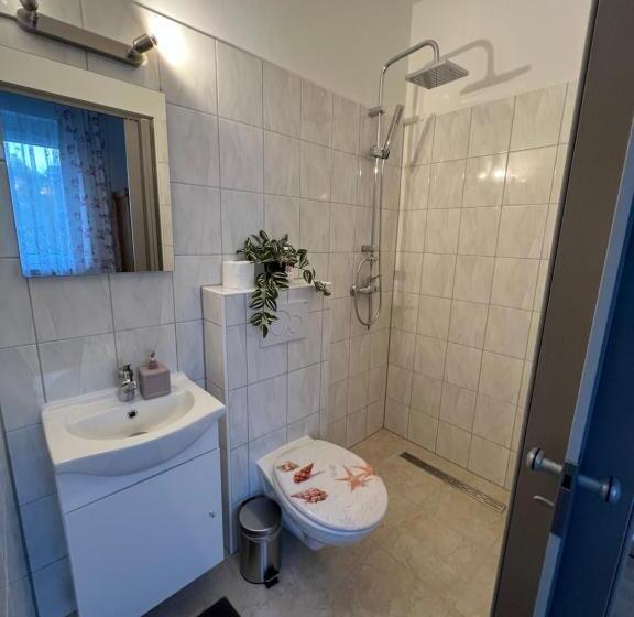 스탠다드 싱글 룸, Hirsch