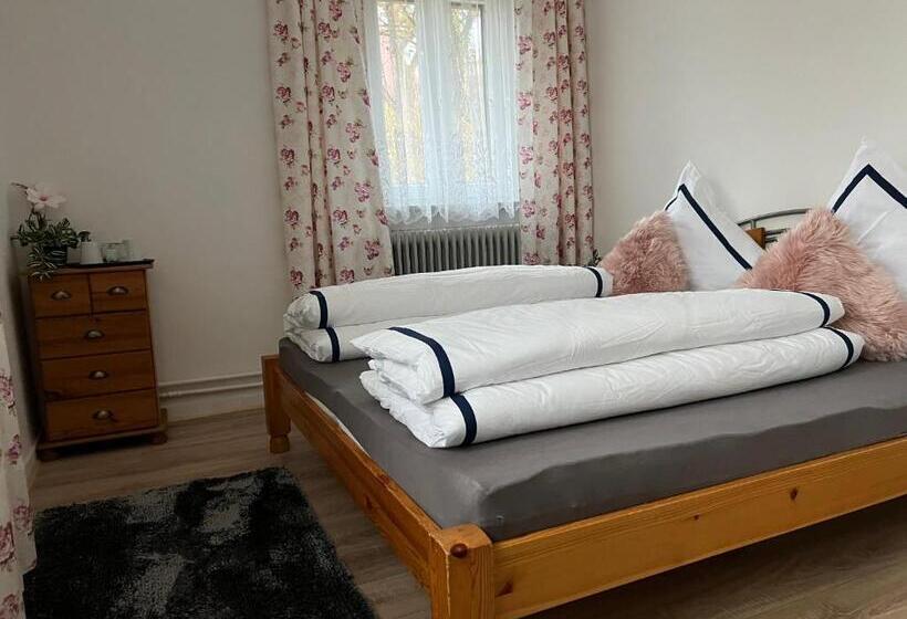 디럭스 룸, Hirsch