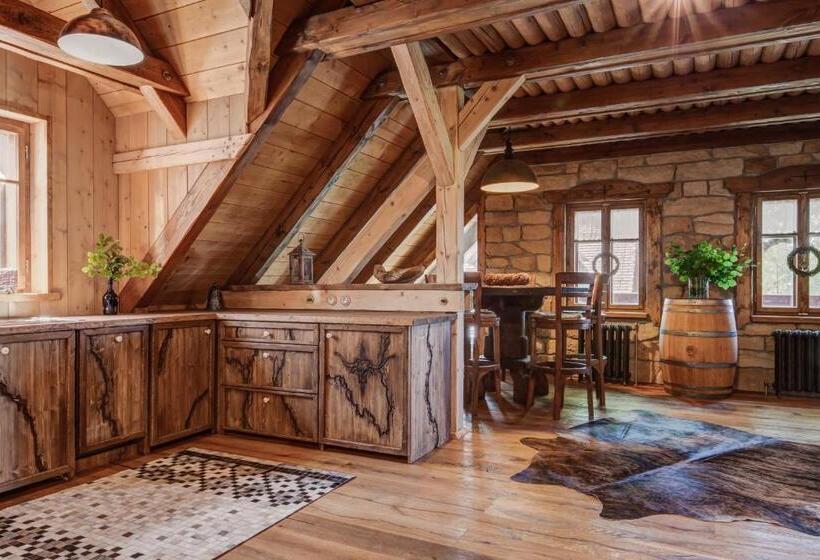 복층 룸, Silverstone Living