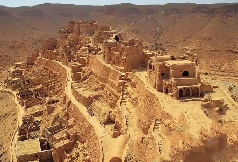 اتاق لوکس, Pansy