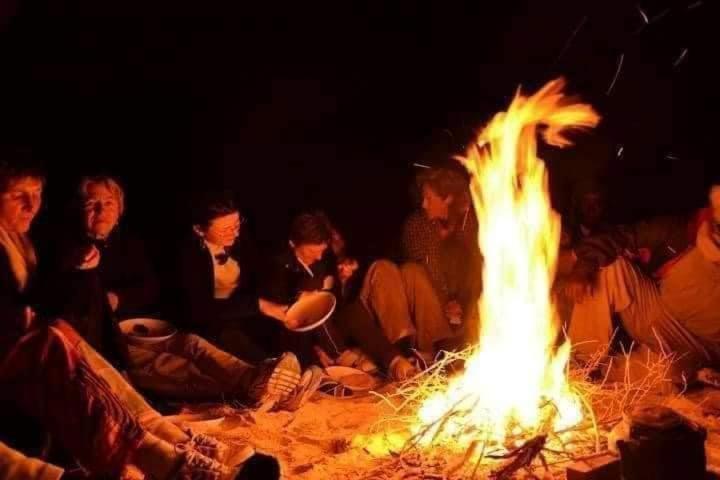 اتاق لوکس, Pansy