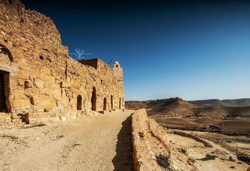 اتاق لوکس, Pansy