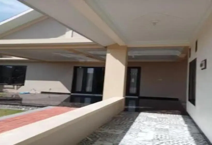 اتاق لوکس, Express O 91708 Rumah Sriwijaya 12a Syariah