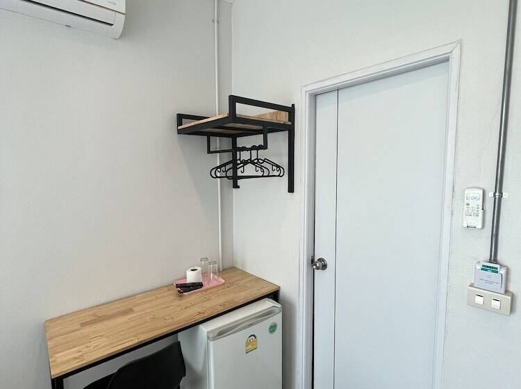 غرفة قياسية, Life Hotel Rong Khun