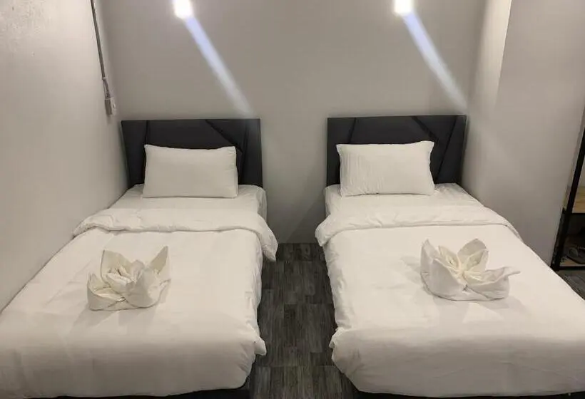 デラックストリプルルーム, Life Hotel Rong Khun