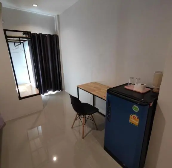 スーペリアールーム, Life Hotel Rong Khun