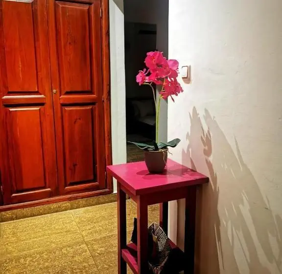 اتاق استاندارد, L Address