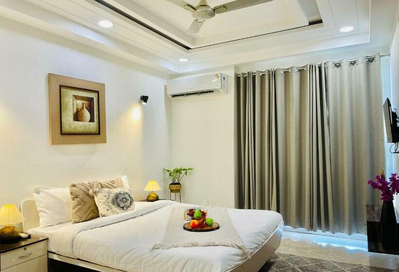 Huoneisto 3 Makuuhuonetta, Bedchambers Serviced Apartments, Ardee City