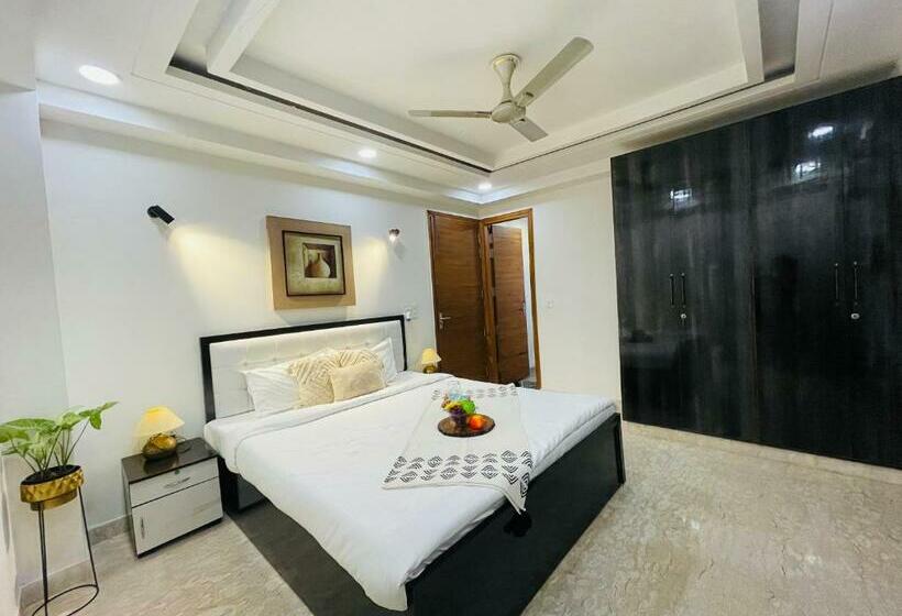 Huoneisto 3 Makuuhuonetta, Bedchambers Serviced Apartments, Ardee City