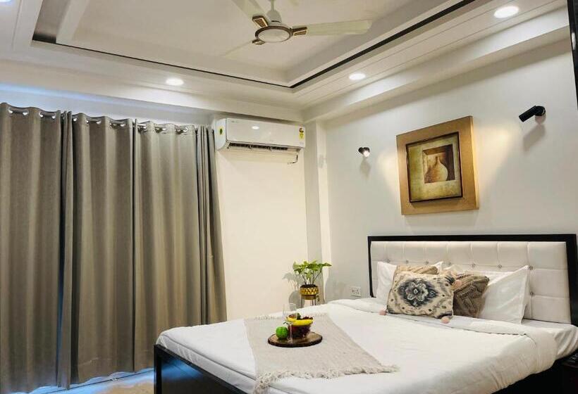 Huoneisto 3 Makuuhuonetta, Bedchambers Serviced Apartments, Ardee City