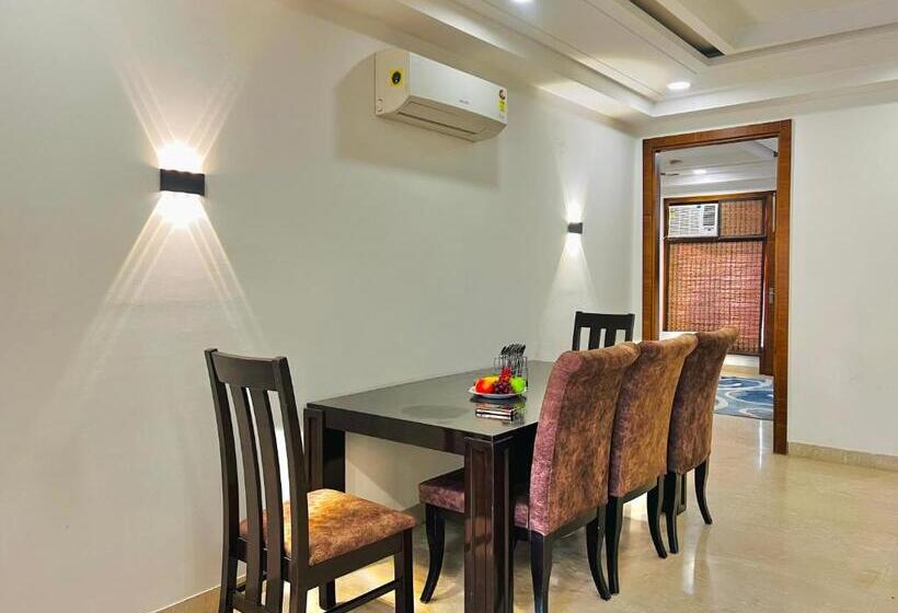 Huoneisto 3 Makuuhuonetta, Bedchambers Serviced Apartments, Ardee City