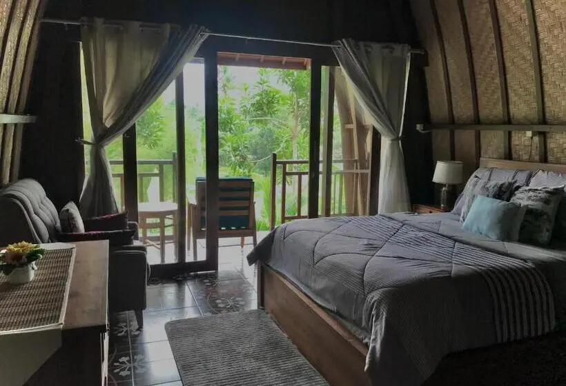 ガーデンビューの１ベッドルームビラ, The Green Ujung Villa