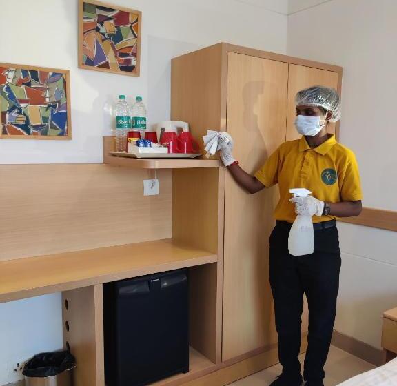 高级大房间, Mango Grove