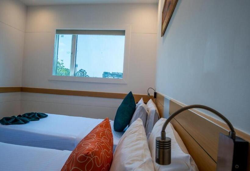 高级大房间, Mango Grove