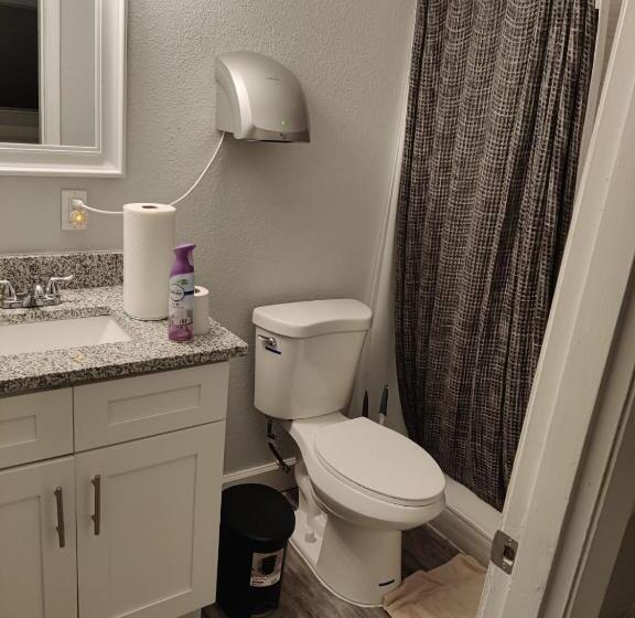 غرفة قياسية, Roosevelt Inn