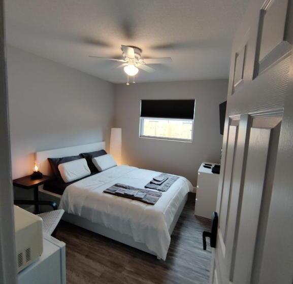 Standard room with outdoor bath, Roosevelt Inn