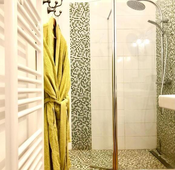 Номер Стандарт, Château Fauchey