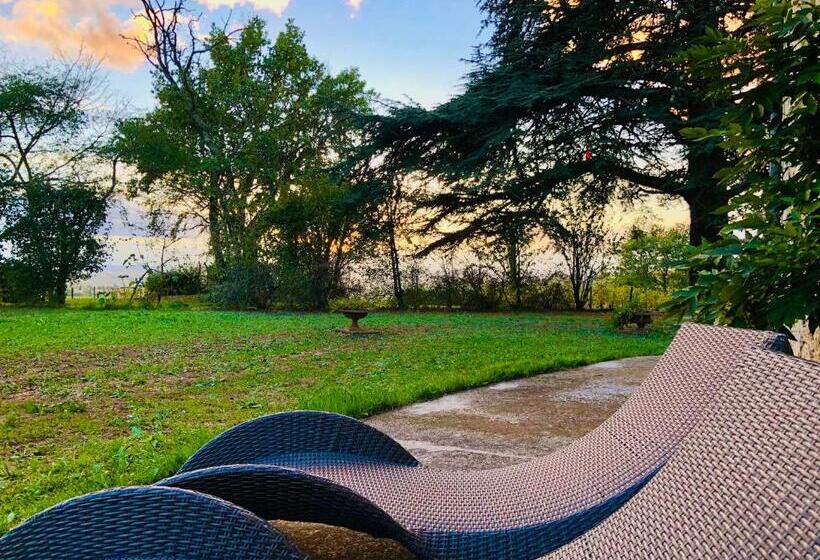 Номер Стандарт с Балконом, Château Fauchey