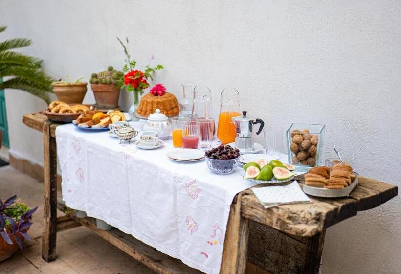 جناح غرفتين نوم, Radici Dimora Natura Cultura