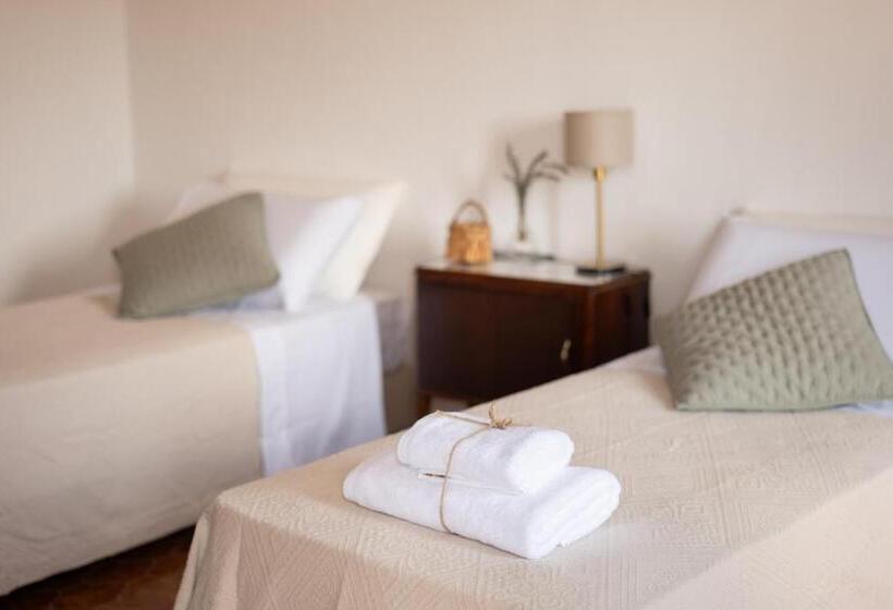 جناح غرفتين نوم, Radici Dimora Natura Cultura