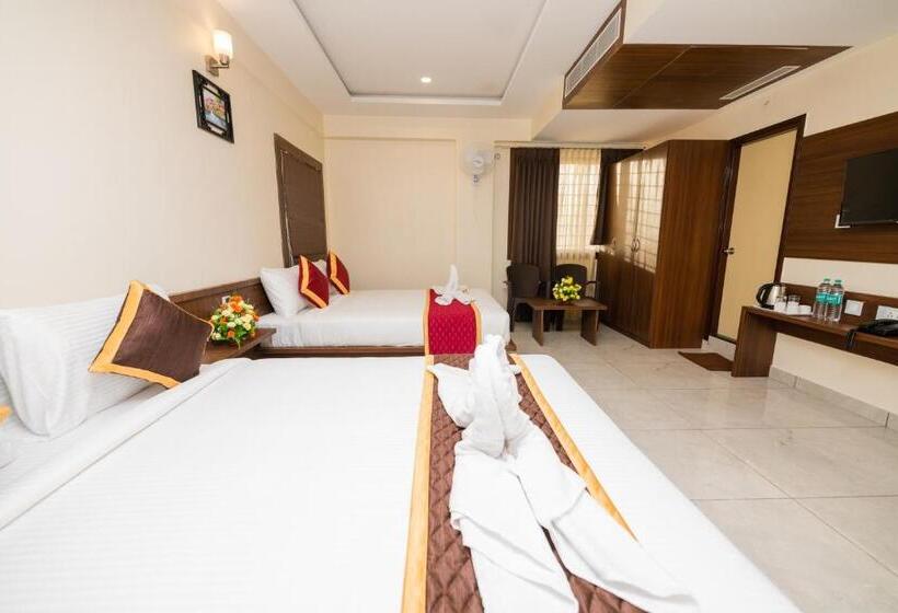 Quarto Familiar Deluxe, Kk Comforts