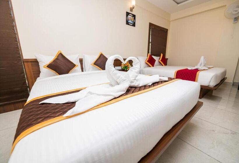 Quarto Familiar Deluxe, Kk Comforts