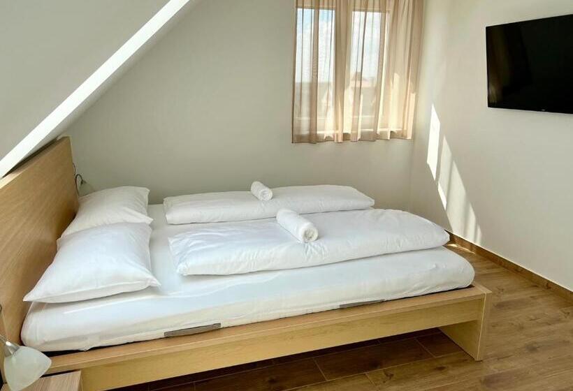 Номер Deluxe, Panoráma Apartman Mogyoród