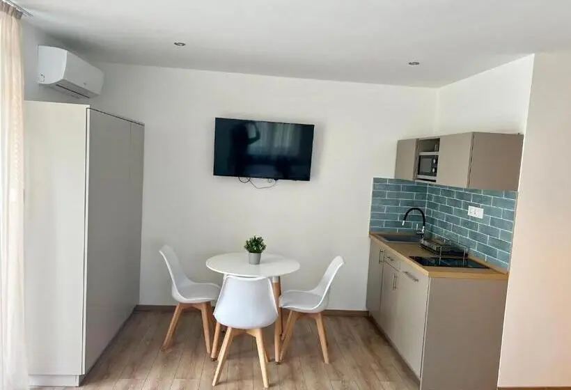 テラス付スタンダードルーム, Panoráma Apartman Mogyoród