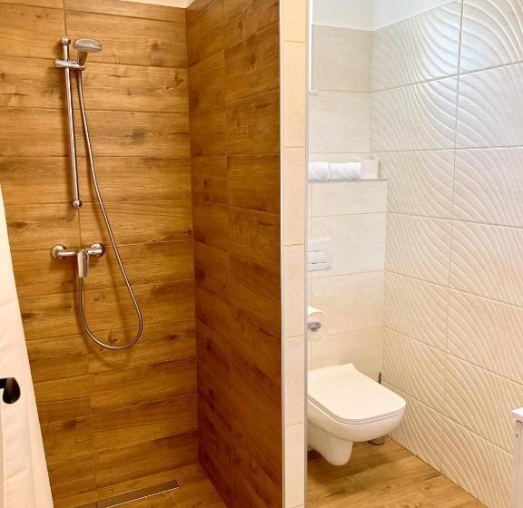 テラス付きスタンダードルーム, Panoráma Apartman Mogyoród