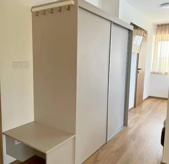 スタンダードトリプルルーム, Panoráma Apartman Mogyoród