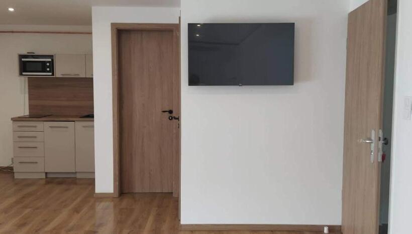 Номер Стандарт с Террасой, Panoráma Apartman Mogyoród