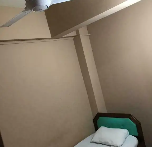 バスルーム共有のシングルスタンダード, Motel Terminal Inn
