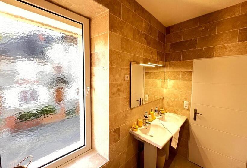 Номер Стандарт, Le Clos Joli