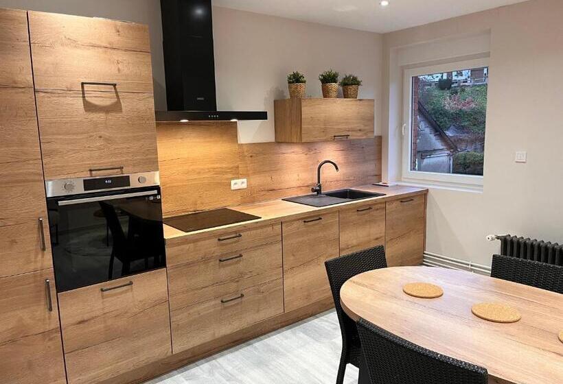 Апартаменты 3 Спальни, Le Clos Joli