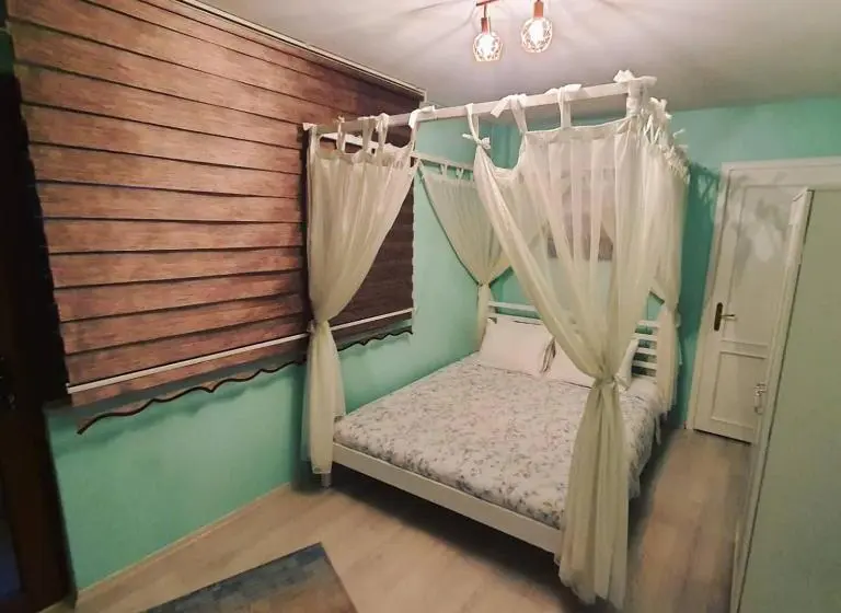 バルコニー付きスタンダードルーム, Beyazev Buti̇k Otel Maşuki̇ye